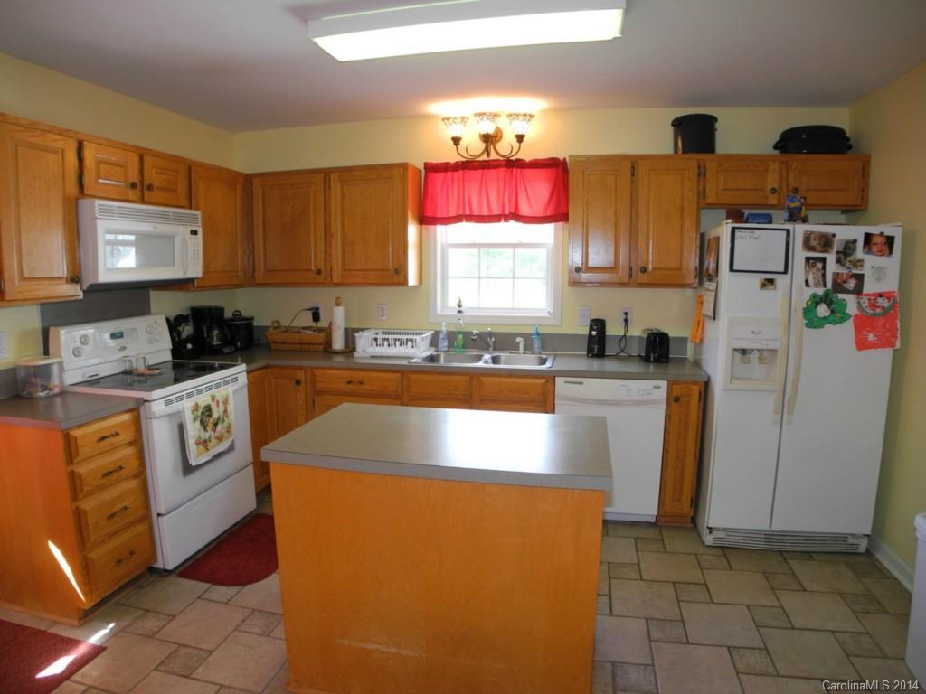 906 Shoal Road Lincolnton, NC 28092 - Photo 8 of 24 Gallery Image 8