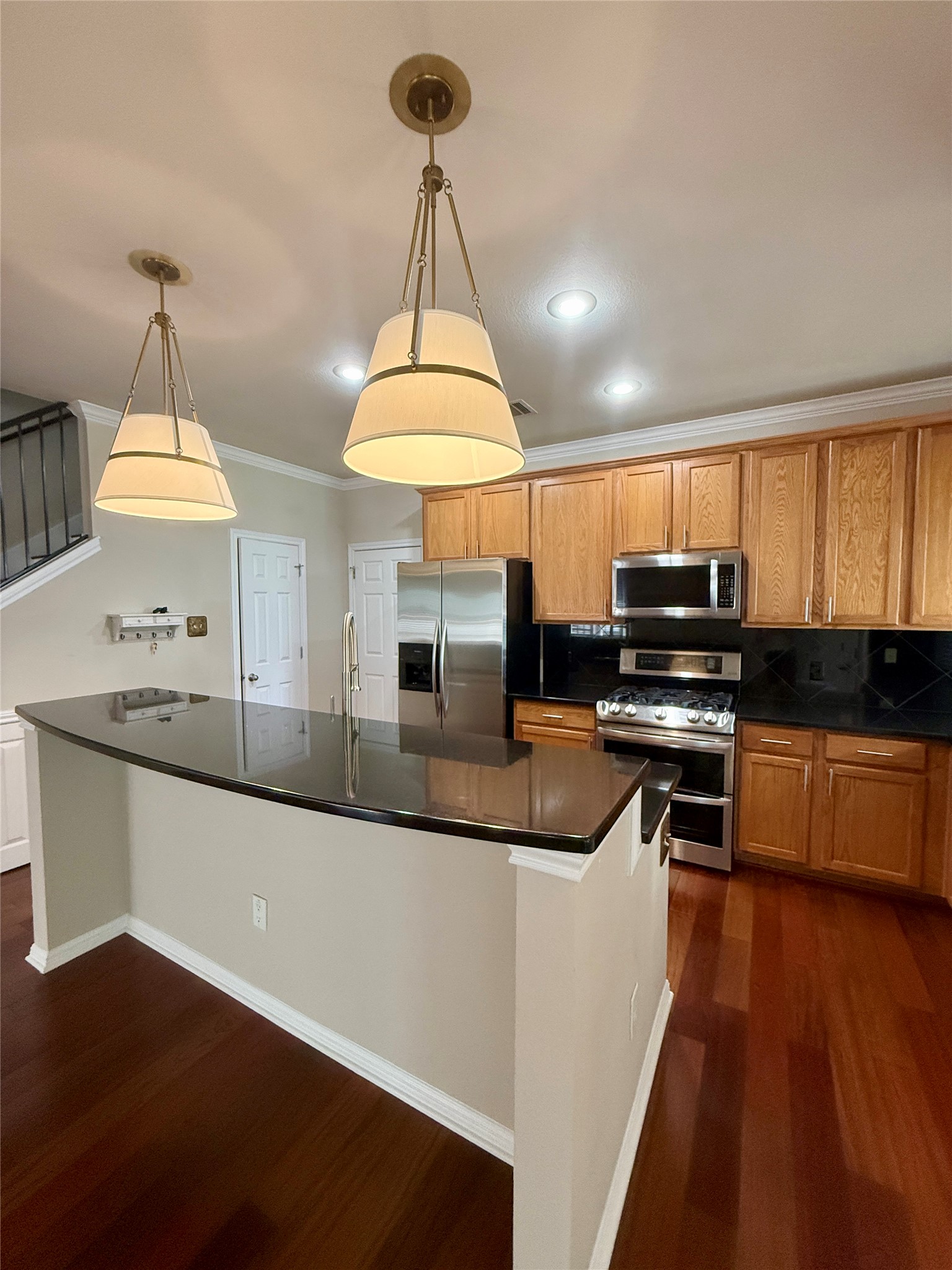411 West St Elmo Road, Unit 39 Austin, TX 78745 - Photo 5 of 25 Gallery Image 5