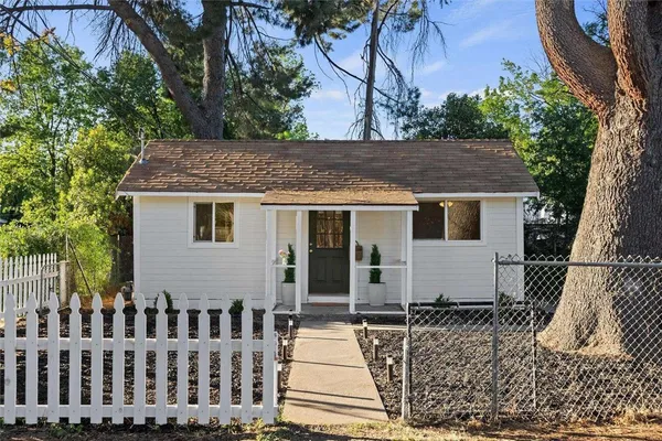 $259,000 | 578 East 9th Avenue, Unit 1/2, Chico, CA 95926