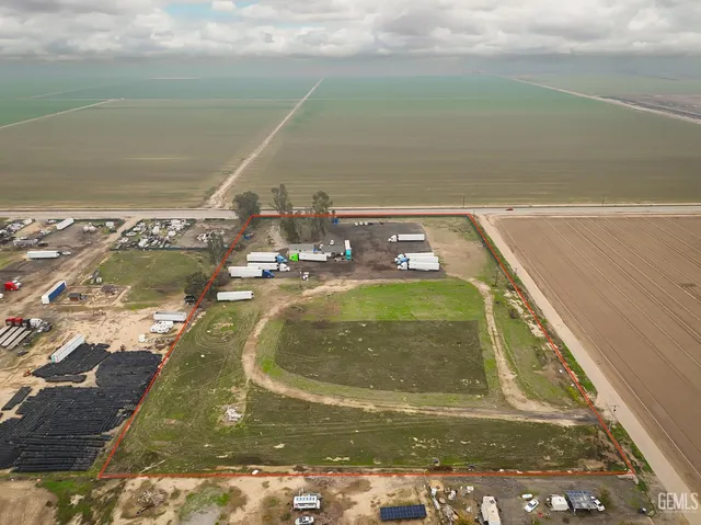 a view of swimming pool