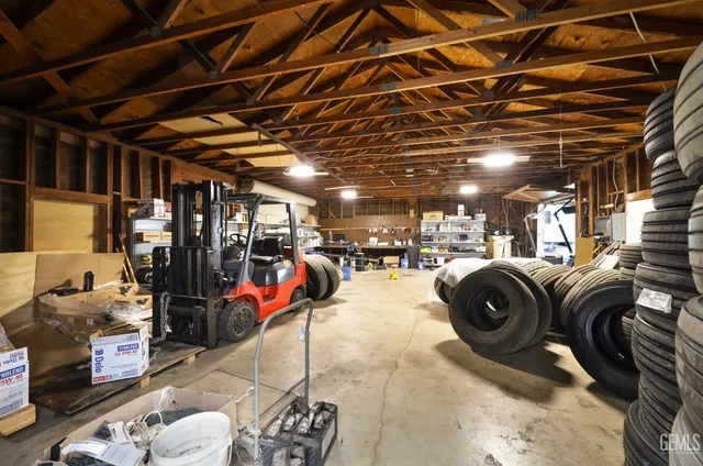 $949,990 | Undisclosed Address, Bakersfield, CA 93307