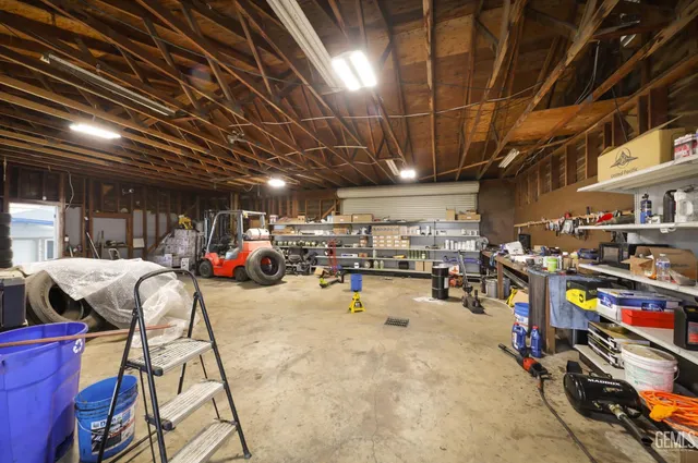 $949,990 | Undisclosed Address, Bakersfield, CA 93307