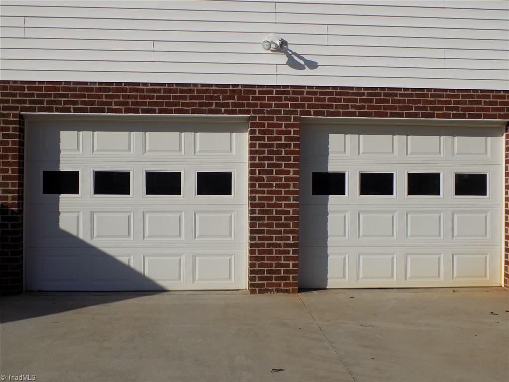 9543 Oakbrook Ridge Rural Hall, NC 27045 - Photo 3 of 30