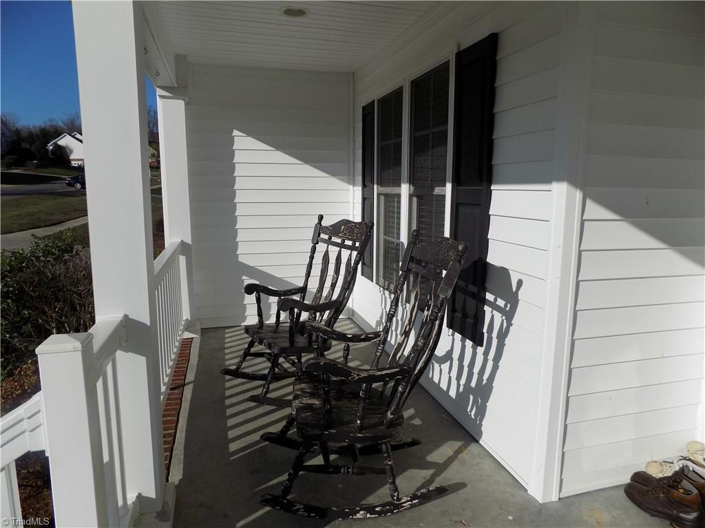9543 Oakbrook Ridge Rural Hall, NC 27045 - Photo 4 of 30