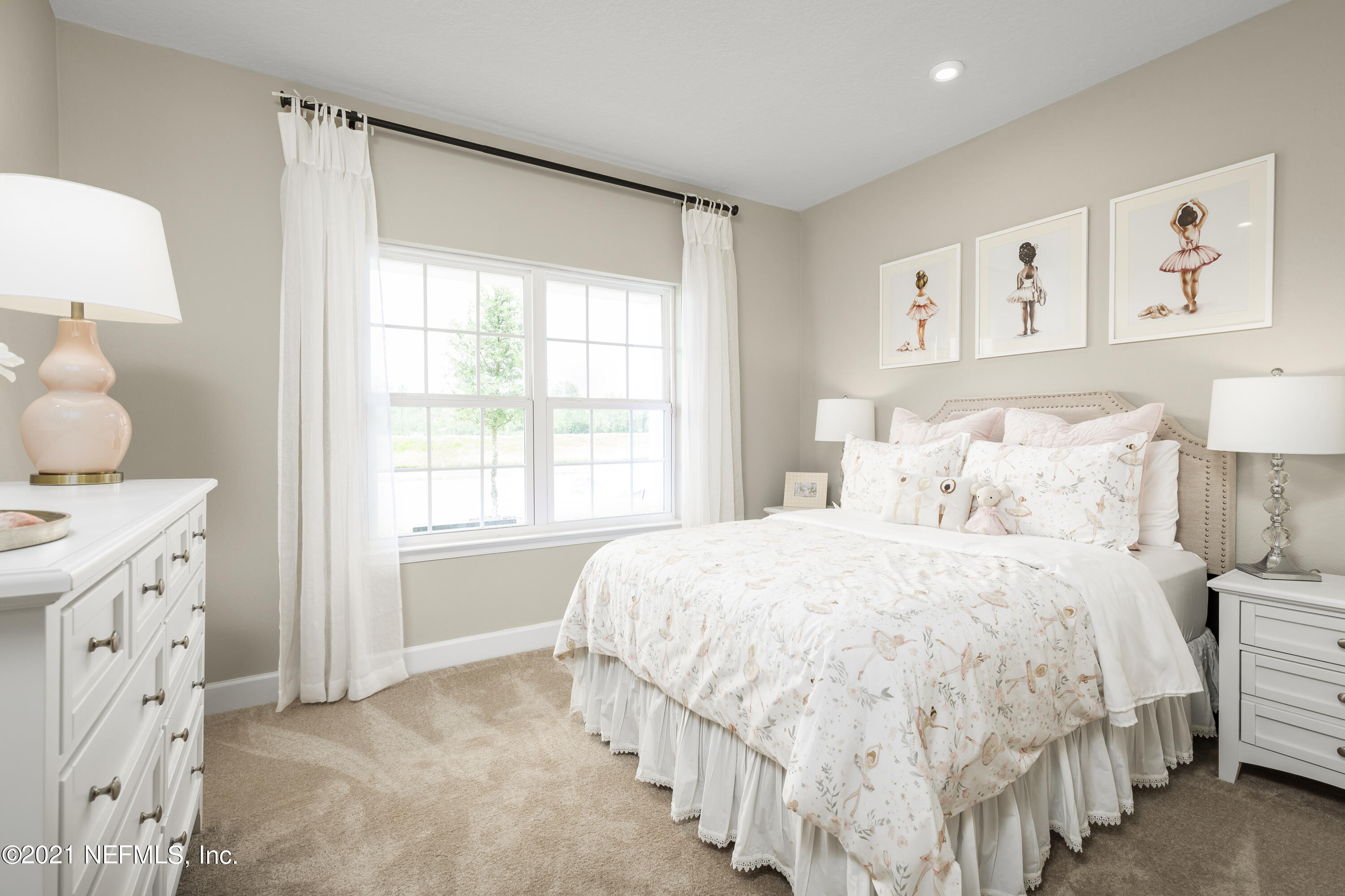 1339 Tan Tara Trail Jacksonville, FL 32221 - Photo 2 of 18 a spacious bedroom with a bed and a window