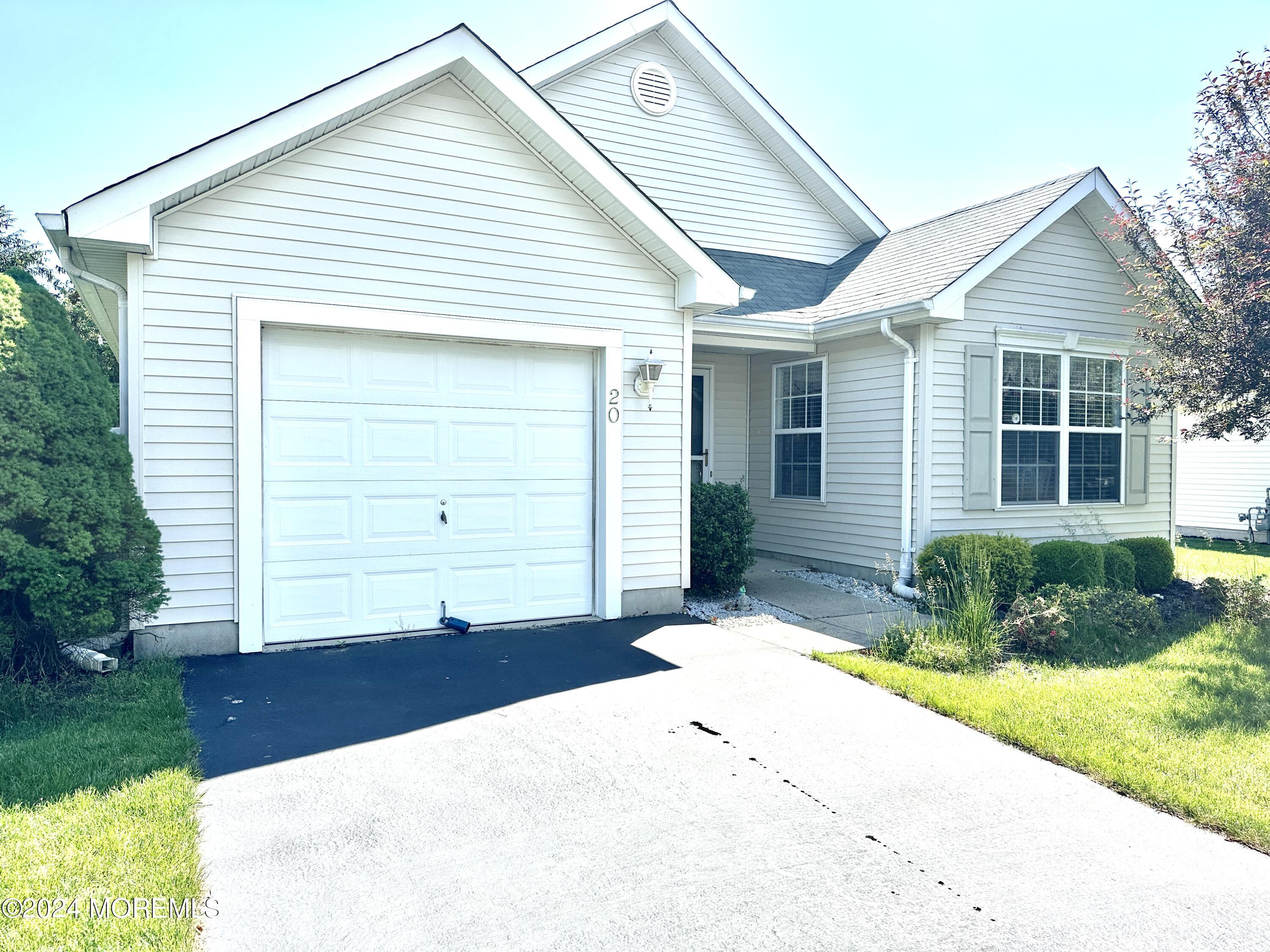 20 Clear Lake Road Whiting, NJ 08759 - Photo 1 of 18 IMG_3623 2