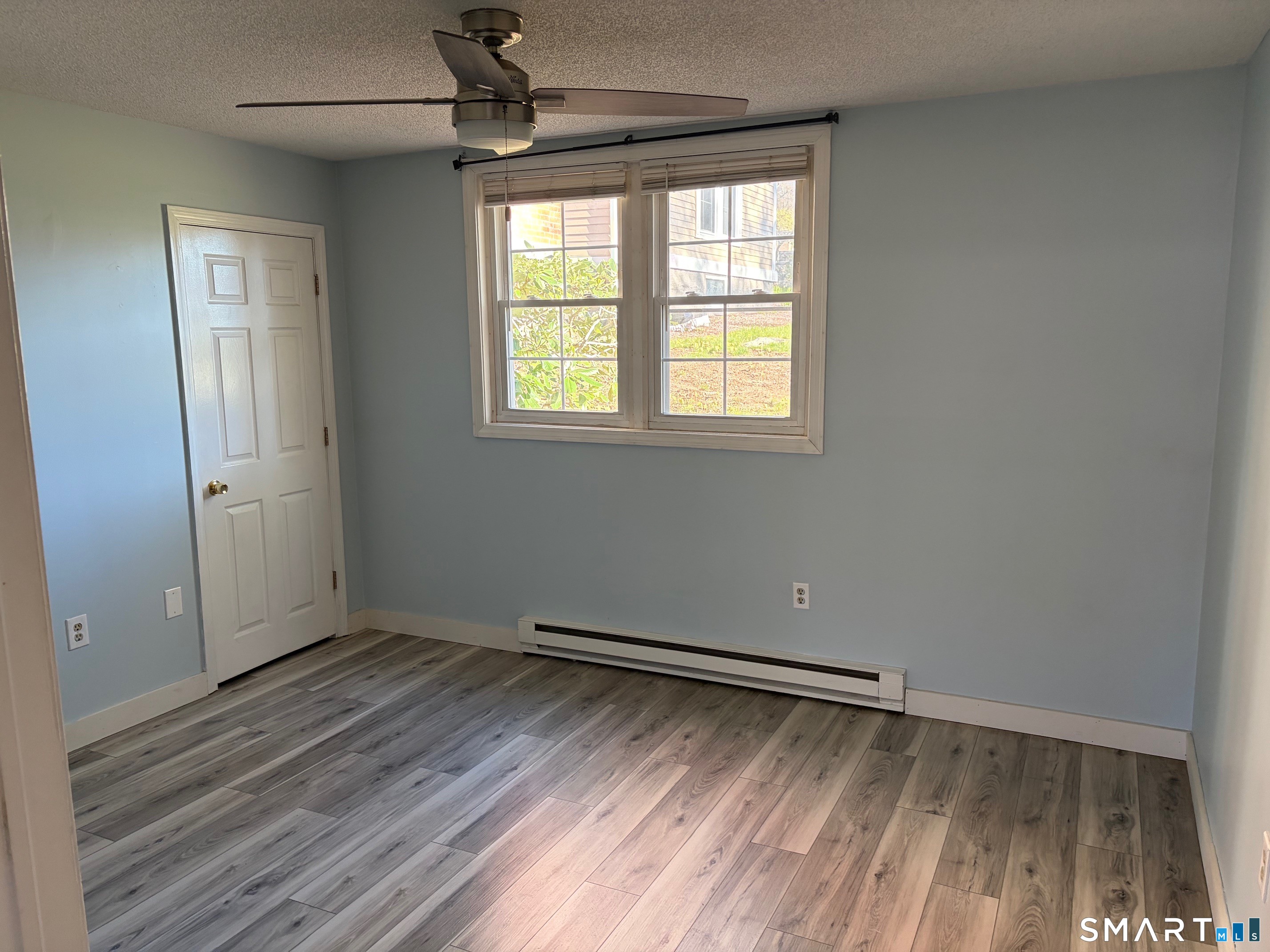 54 Rope Ferry Road, Unit N156 Waterford, CT 06385 - Photo 4 of 11