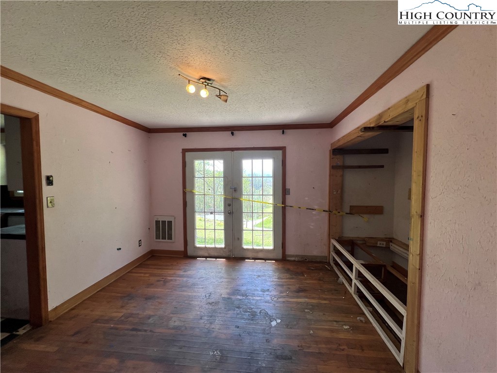 686 Will Perry Road Vilas, NC 28692 - Photo 10 of 15 Gallery Image 10