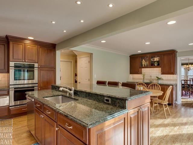 25 Harbor Hill Road Grosse Pointe, MI 48236 - Photo 16 of 40 31307816-15.JPG