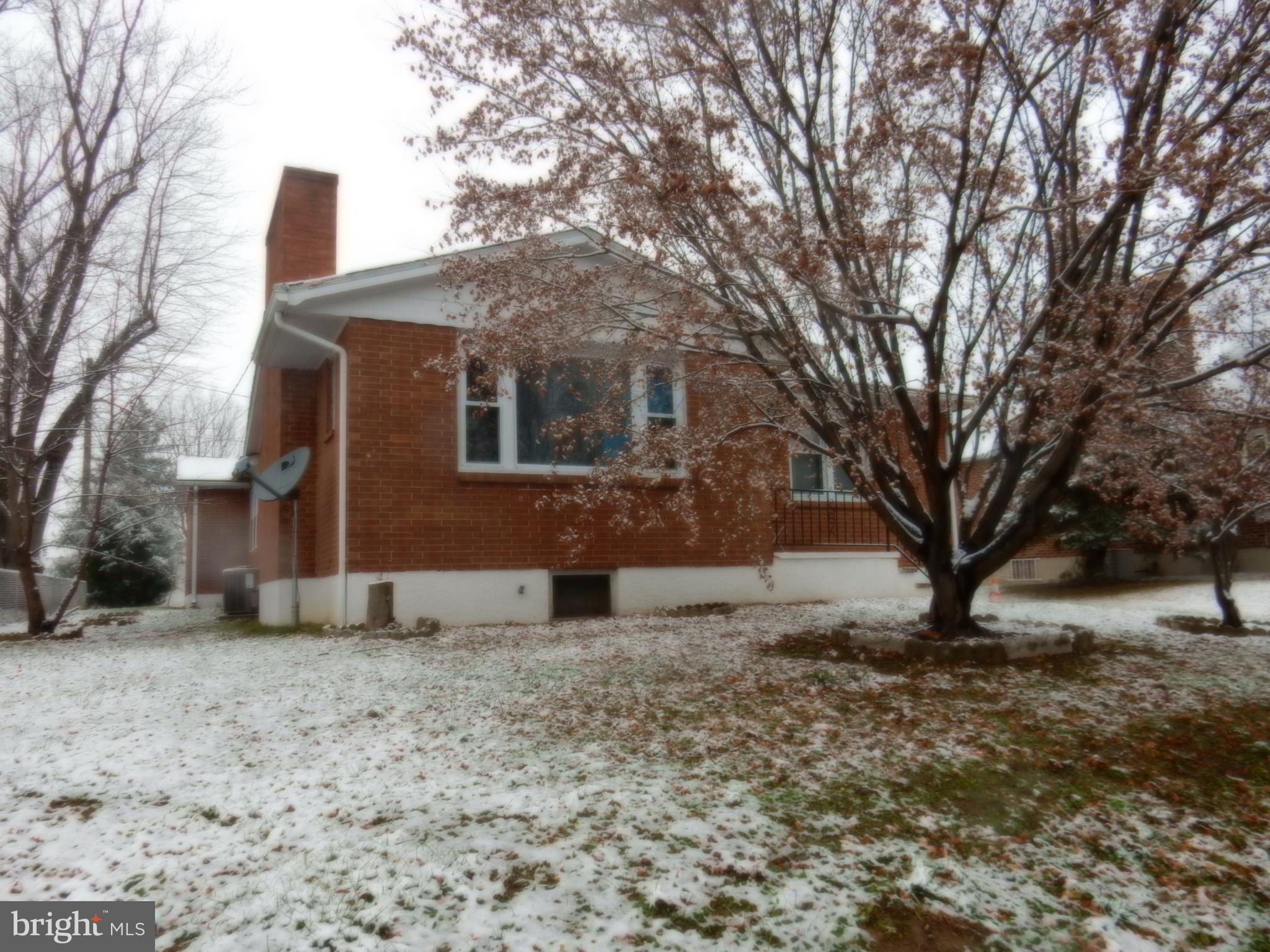 7100 Old Harford Road Baltimore, MD 21234 - Photo 10 of 18 Front