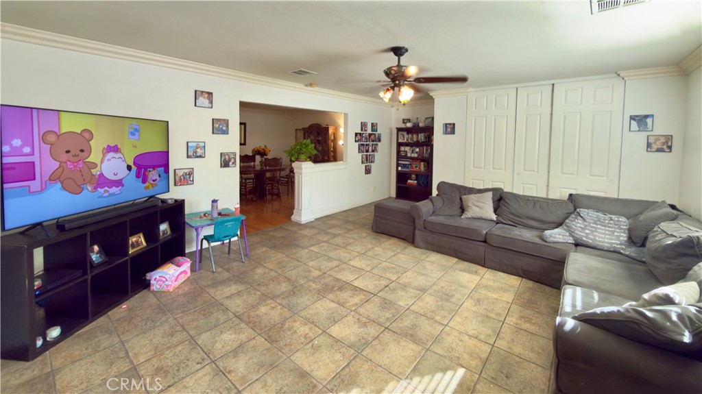 1011 Shadow San Fernando, CA 91340 - Photo 13 of 35
