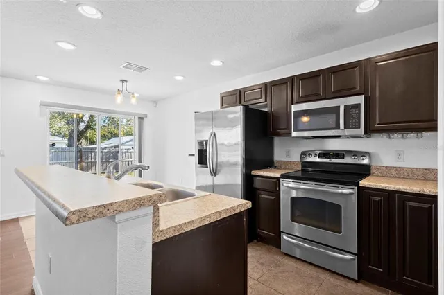 $2,150 | 4431 Ashburn Square Drive, Tampa, FL 33610