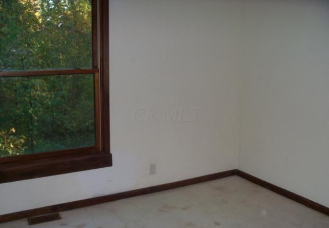 64385 Larrick Ridge Road Cambridge, OH 43725 - Photo 7 of 11