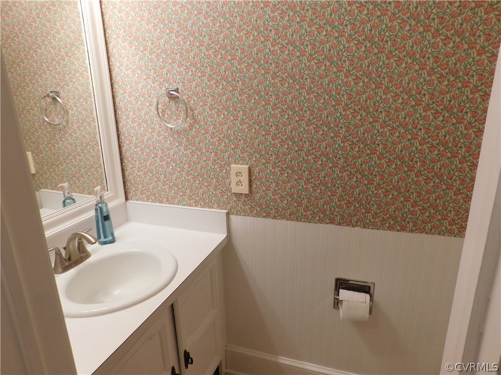 4509 Fordham Road North Chesterfield, VA 23236 - Photo 10 of 22 Gallery Image 10
