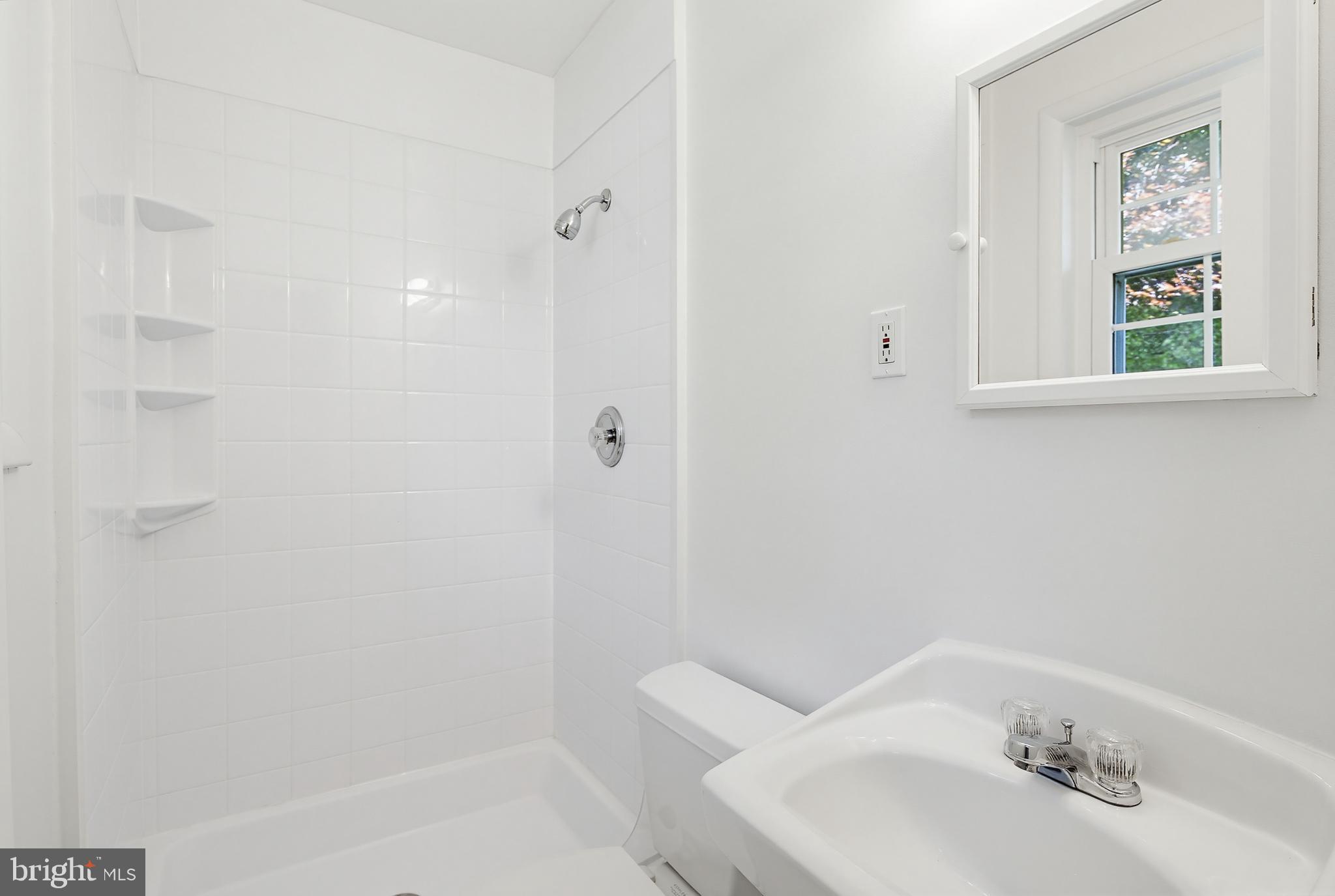 504 Waterford Road Silver Spring, MD 20901 - Photo 33 of 61 Full bath 2 in Bedroom 2