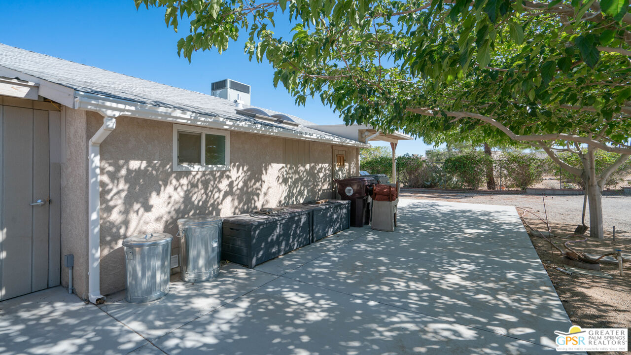 475 Kickapoo Trail Yucca Valley, CA 92284 - Photo 6 of 75 Gallery Image 6
