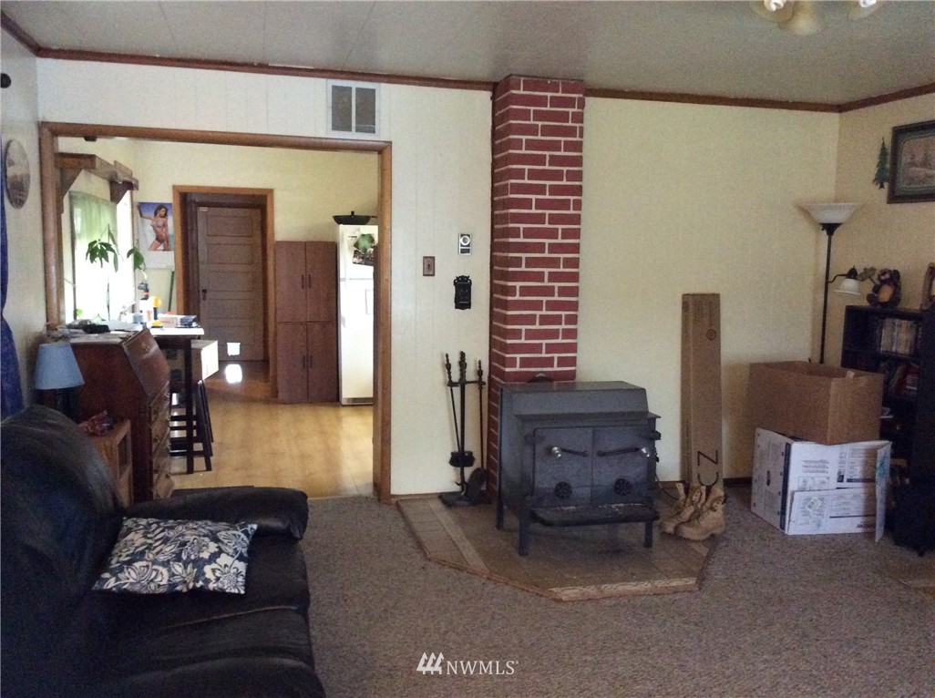 102 Lebam Road Raymond, WA 98577 - Photo 8 of 10 Gallery Image 8