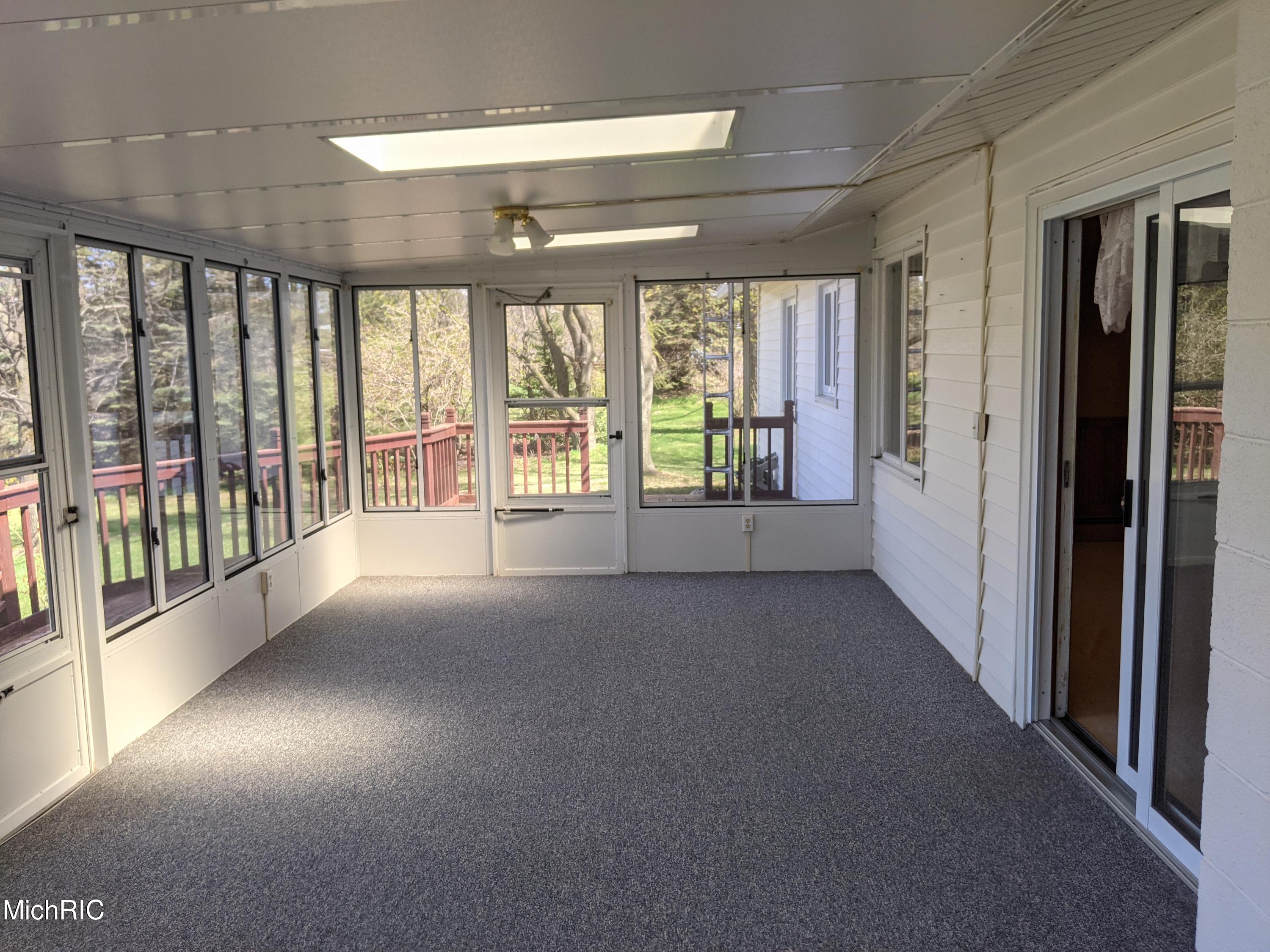 530 East Preuss Road Manistee, MI 49660 - Photo 12 of 59 PXL_20210417_185209098