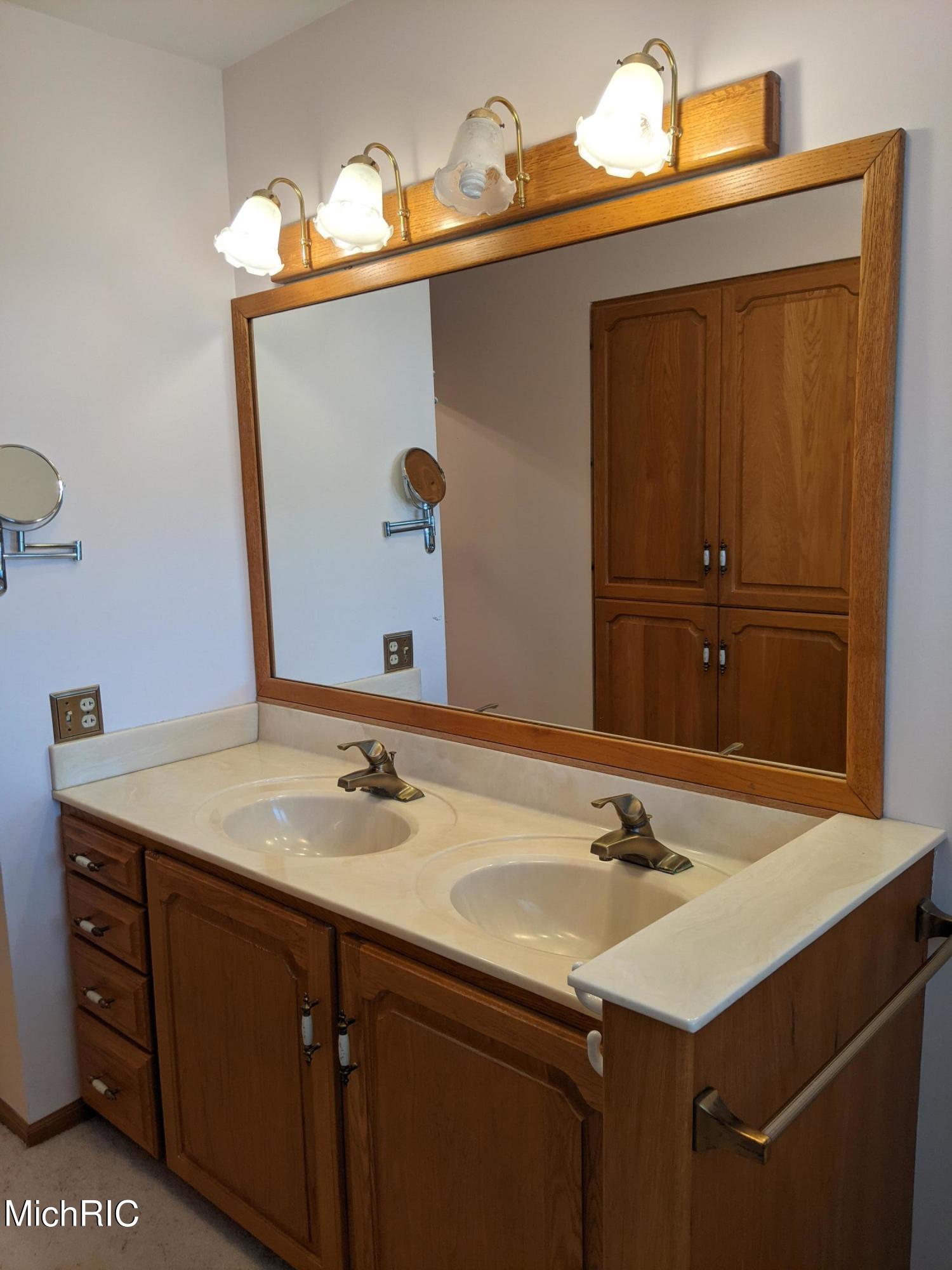 530 East Preuss Road Manistee, MI 49660 - Photo 27 of 59 PXL_20210417_184431935