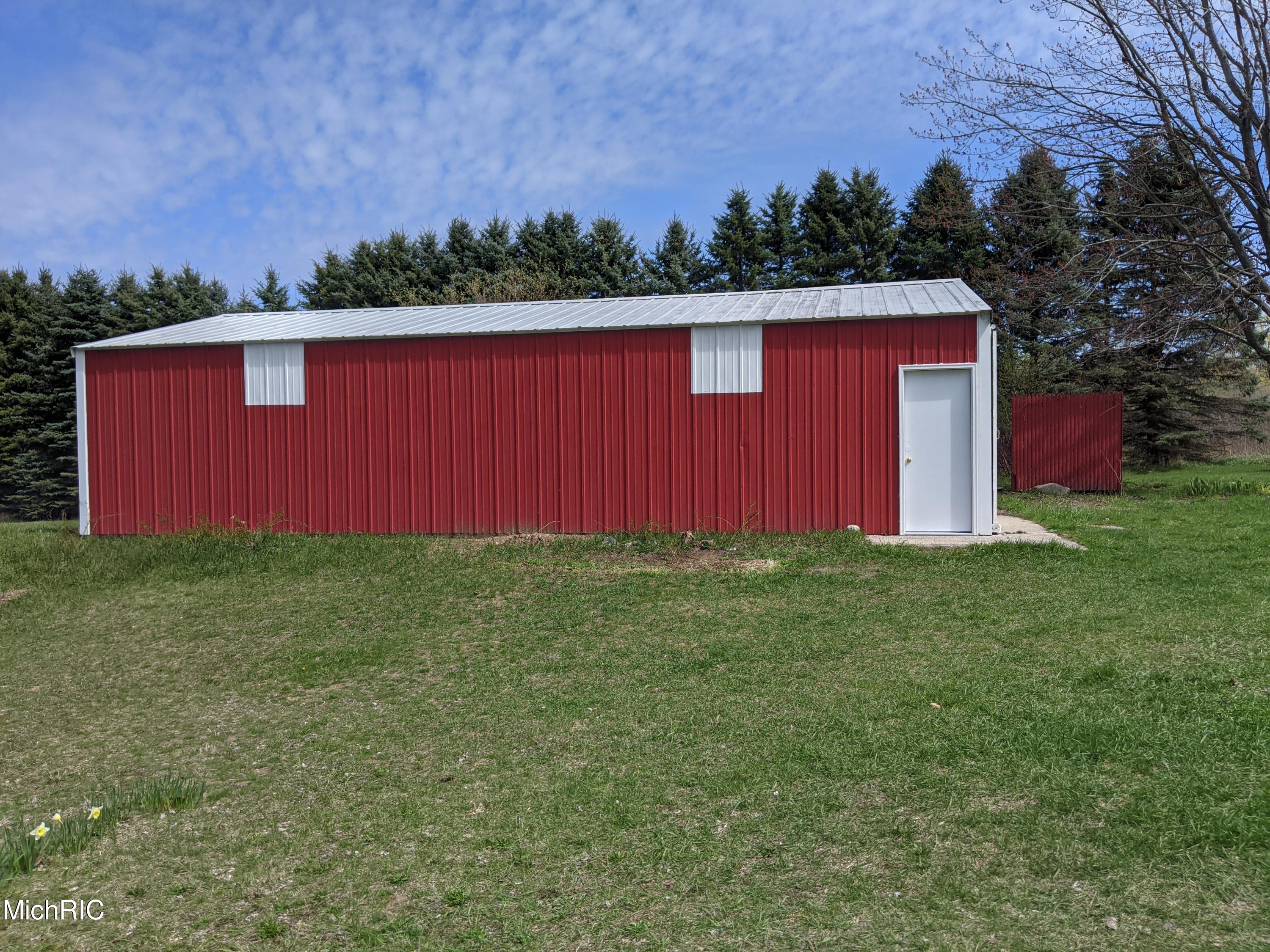 530 East Preuss Road Manistee, MI 49660 - Photo 52 of 59 PXL_20210417_183307351