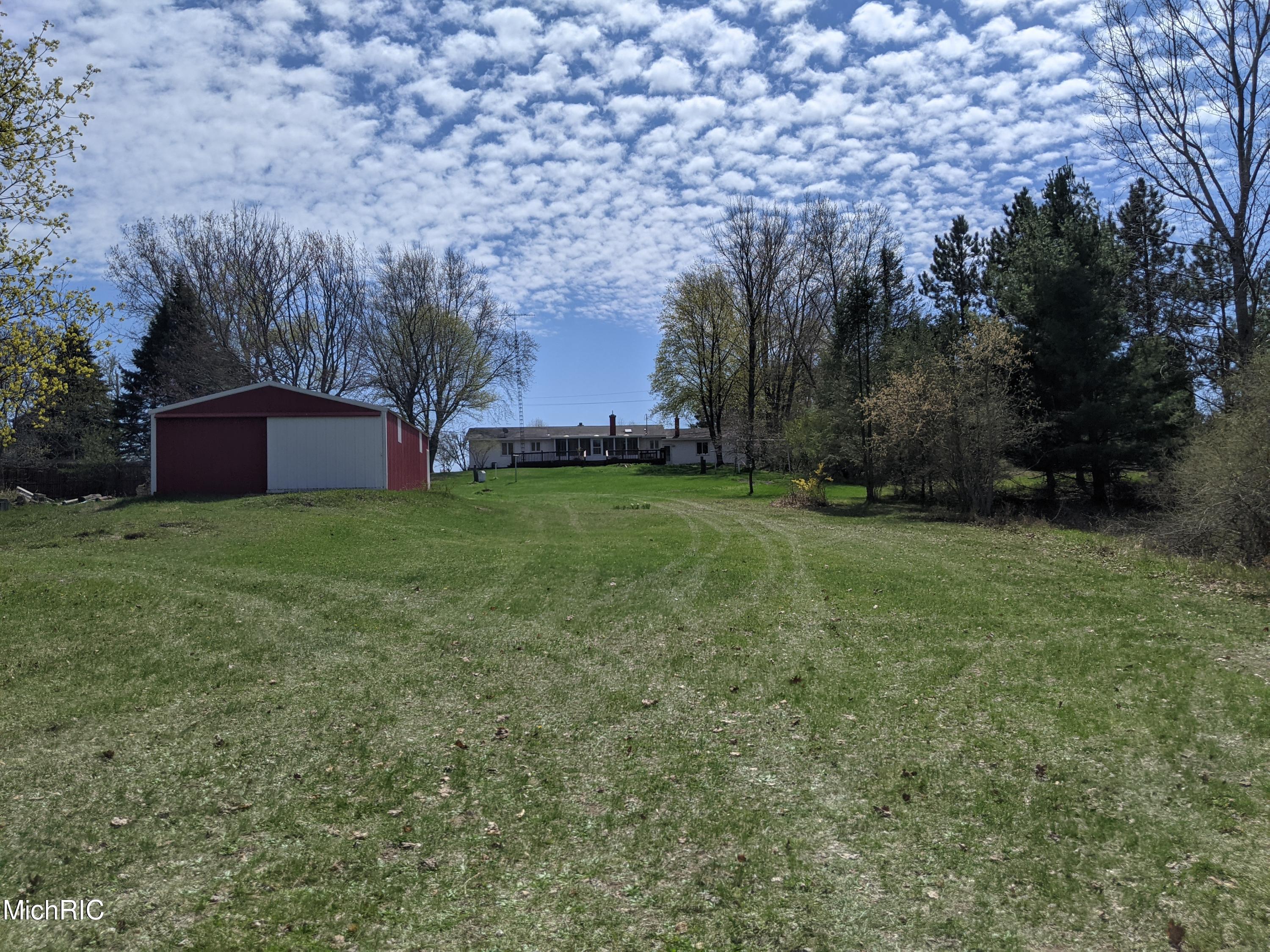 530 East Preuss Road Manistee, MI 49660 - Photo 54 of 59 PXL_20210417_183444386