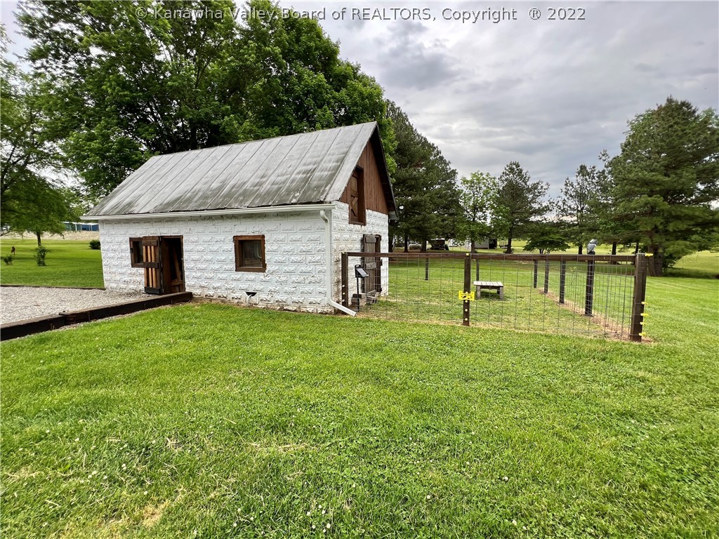 5796 Sandhill Road Point Pleasant, WV 25550 - Photo 26 of 42 Gallery Image 26