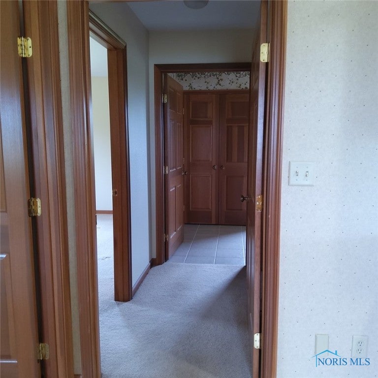 17086 Harris Road Defiance, OH 43512 - Photo 21 of 41 Master Bedroom Entrance