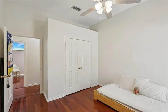 a view of livingroom with furniture and wooden floor