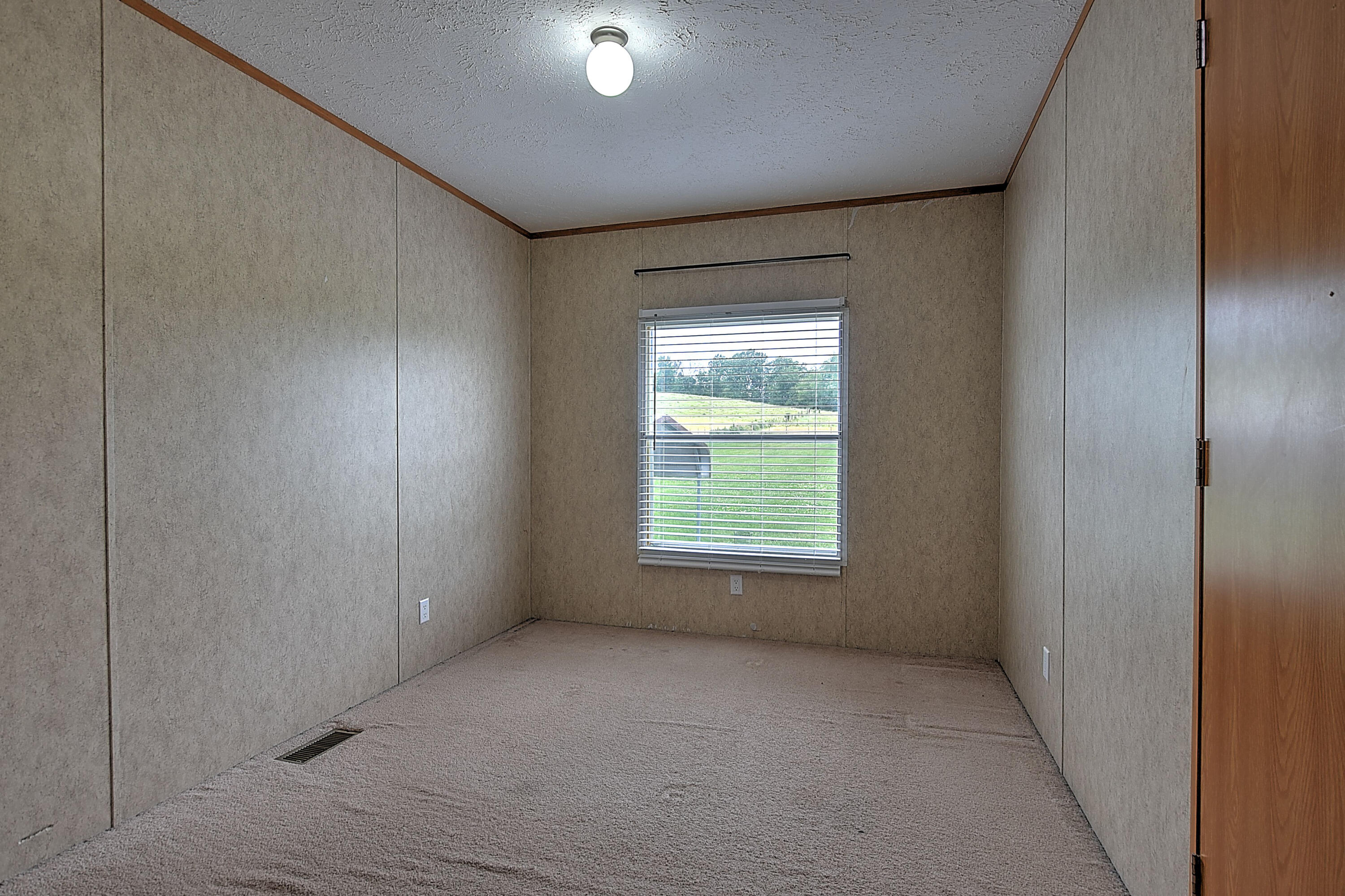 411 Pleasant Vale Road Chuckey, TN 37641 - Photo 13 of 35 411 Pleasant Vale-13