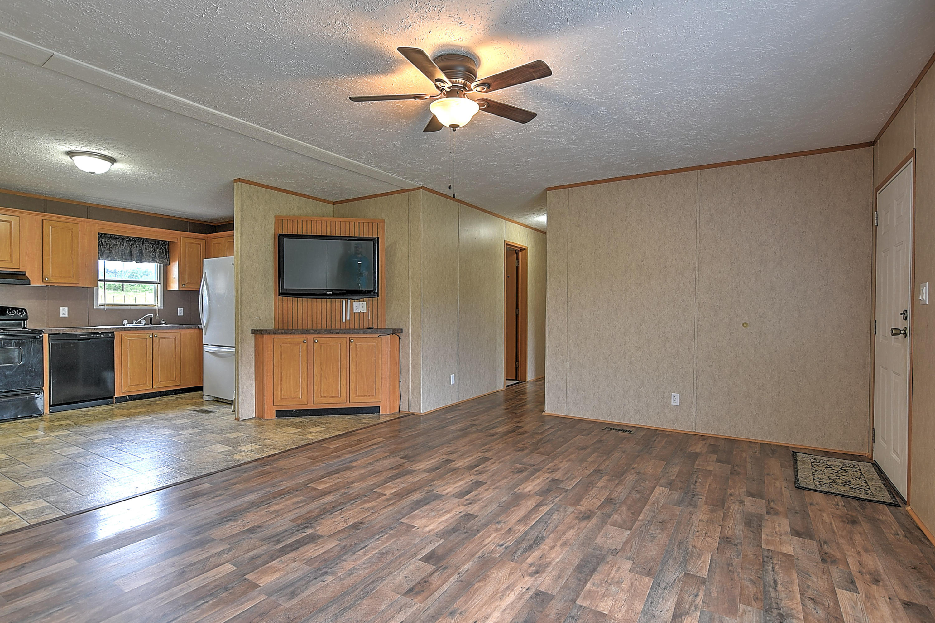 411 Pleasant Vale Road Chuckey, TN 37641 - Photo 6 of 35 411 Pleasant Vale-6