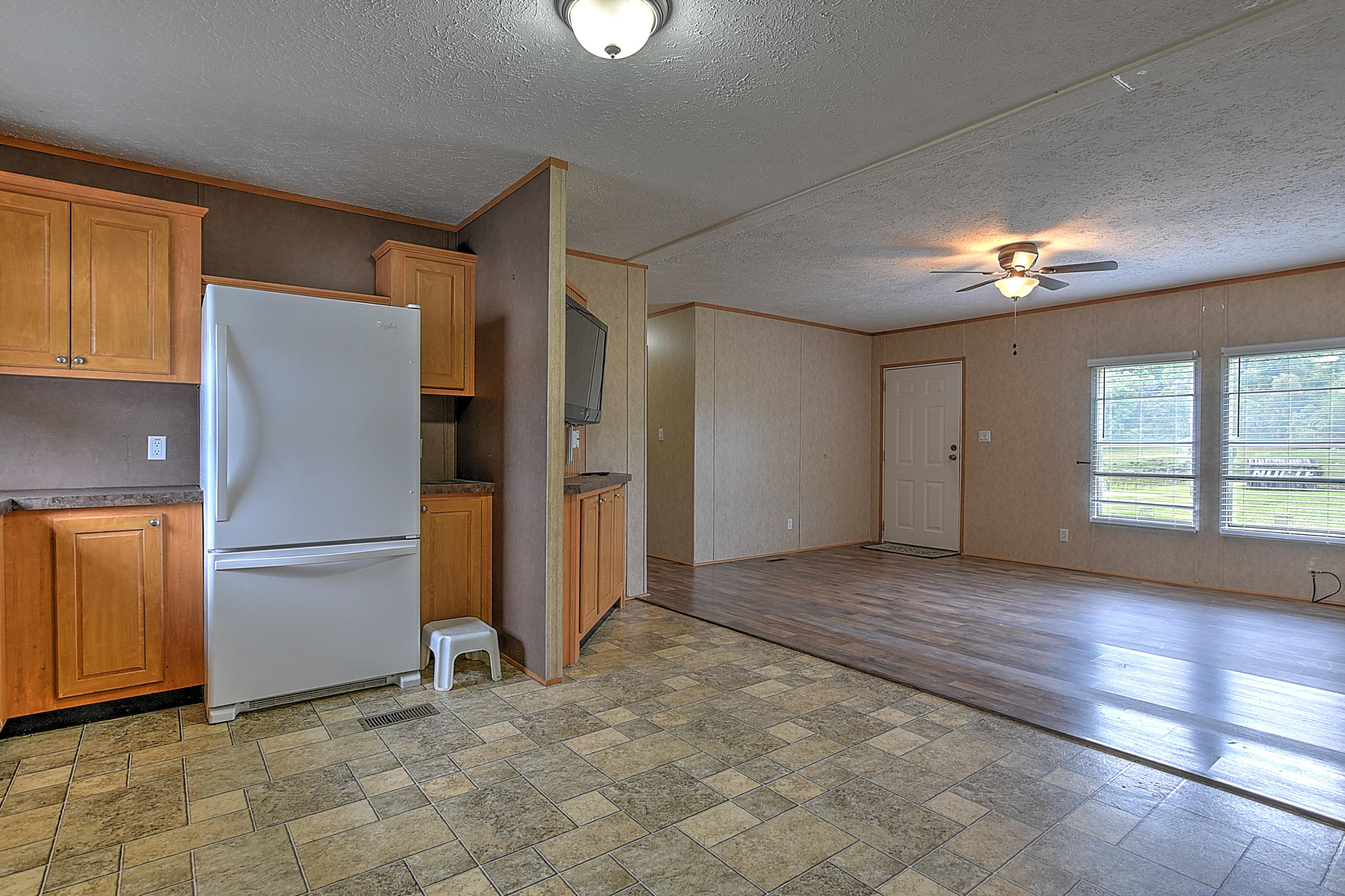 411 Pleasant Vale Road Chuckey, TN 37641 - Photo 10 of 35 411 Pleasant Vale-10