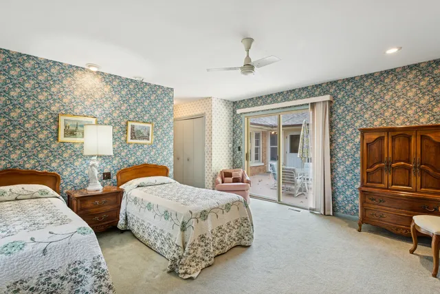 $579,000 | 23W134 Mulberry Lane, Glen Ellyn, IL 60137