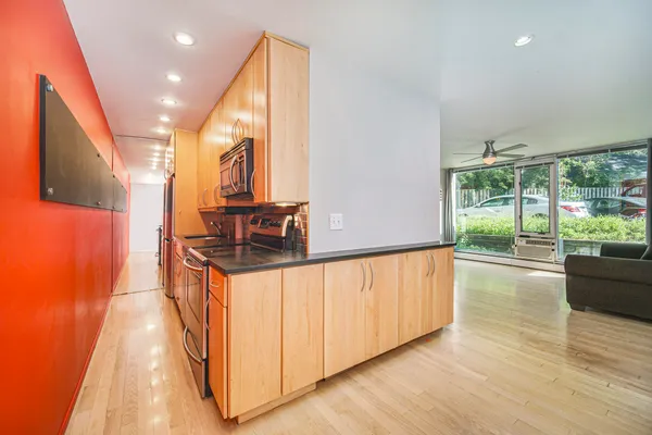 $1,500 | 1531 Packard Street, Unit 6, Ann Arbor, MI 48104