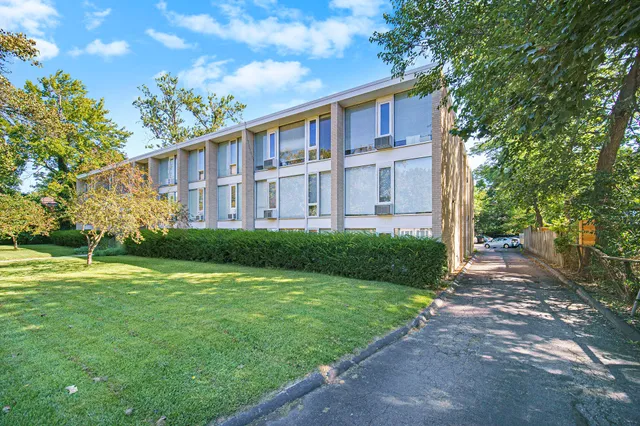 $1,500 | 1531 Packard Street, Unit 6, Ann Arbor, MI 48104