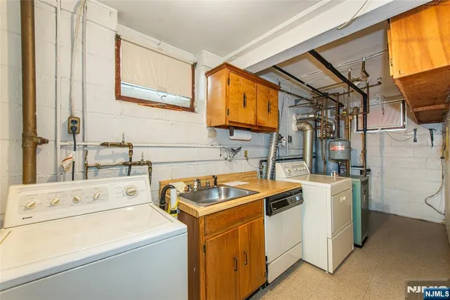 $700,000 | 18 Birch Street, Bloomfield, NJ 07003