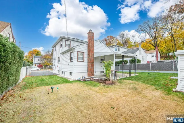 $700,000 | 18 Birch Street, Bloomfield, NJ 07003