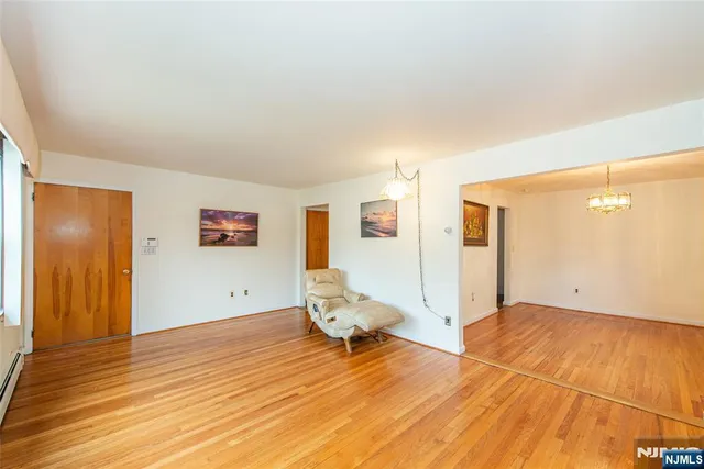 $700,000 | 18 Birch Street, Bloomfield, NJ 07003