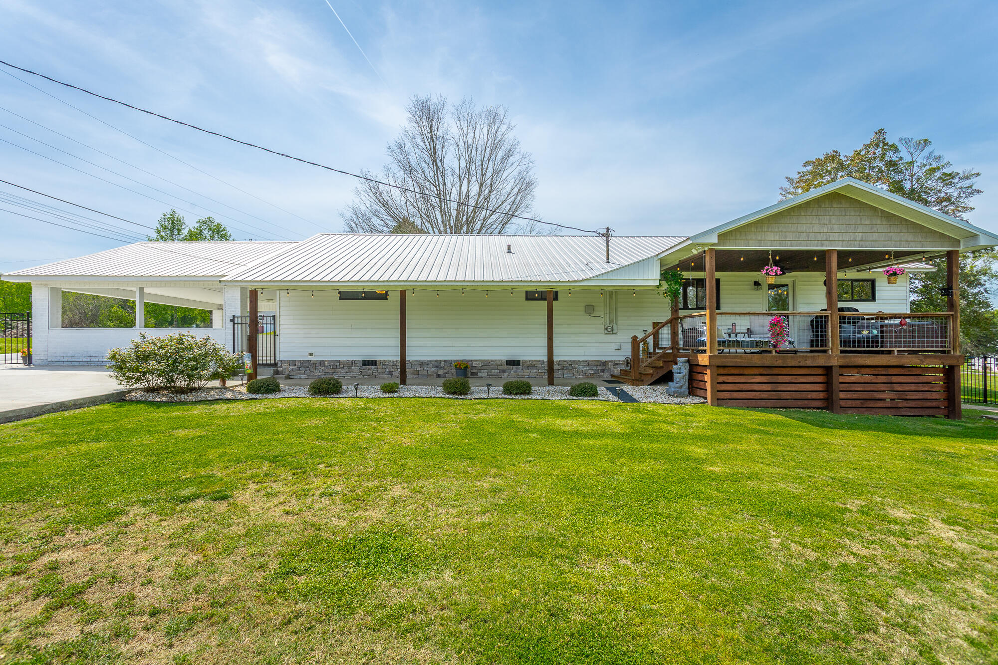 327 Irwin Avenue Decatur, TN 37322 - Photo 64 of 68 327 Irwin Avenue HD-70