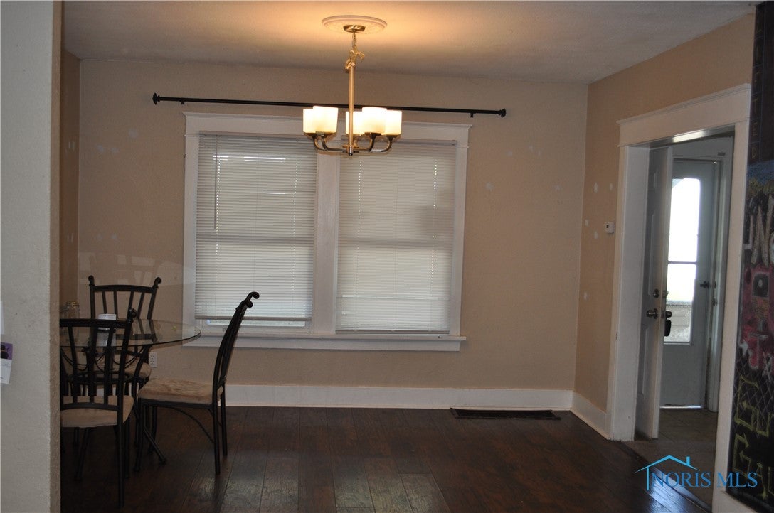 1807 Wyndhurst Road Toledo, OH 43607 - Photo 8 of 25 Gallery Image 8