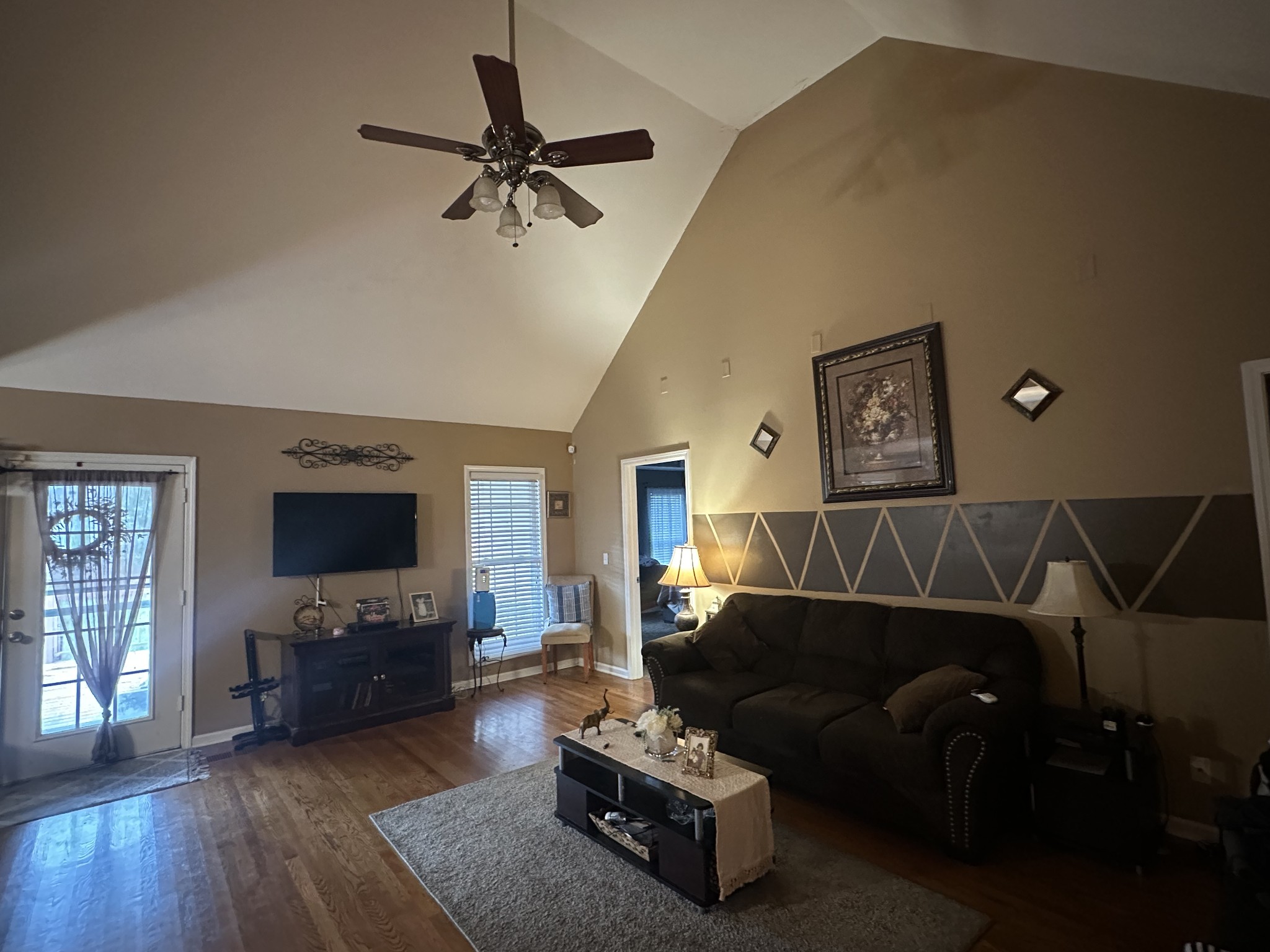 153 Foxrun Springfield, TN 37172 - Photo 4 of 12