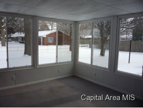 1992 Warson Road Springfield, IL 62704 - Photo 7 of 12