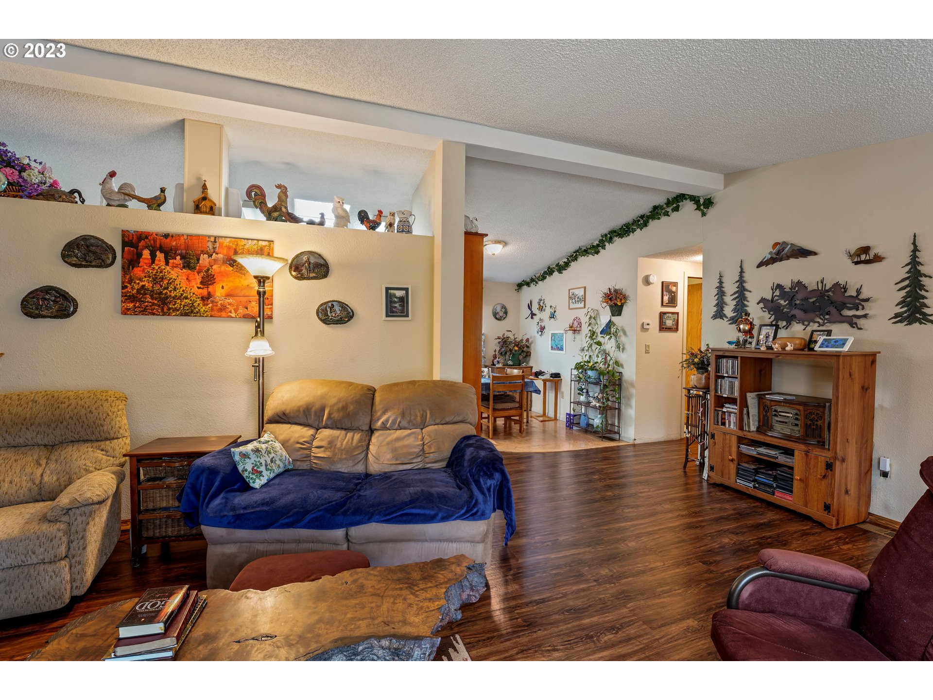 4926 Morely Loop Eugene, OR 97402 - Photo 11 of 34 Gallery Image 11