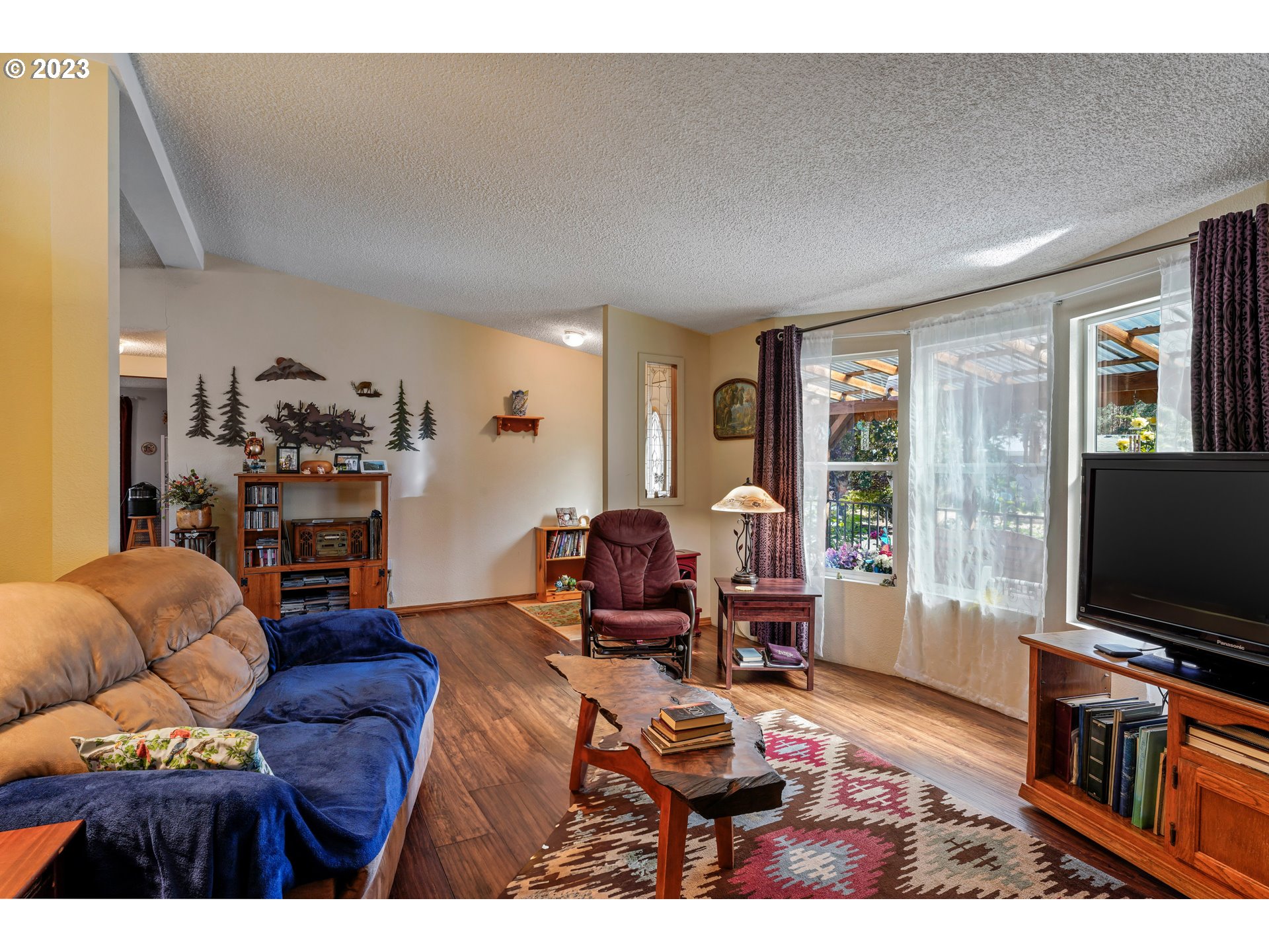 4926 Morely Loop Eugene, OR 97402 - Photo 13 of 34 Gallery Image 13
