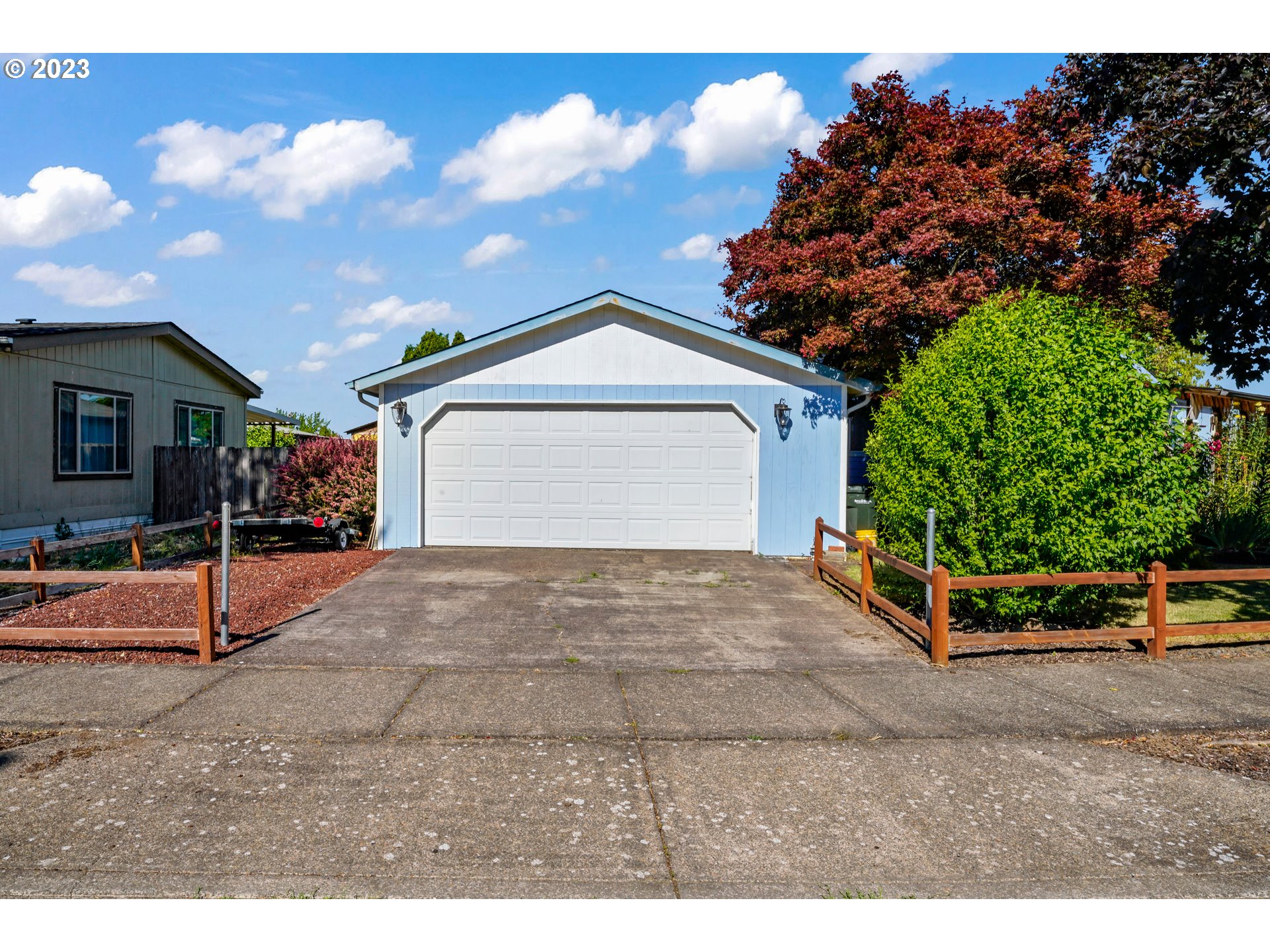 4926 Morely Loop Eugene, OR 97402 - Photo 5 of 34 Gallery Image 5