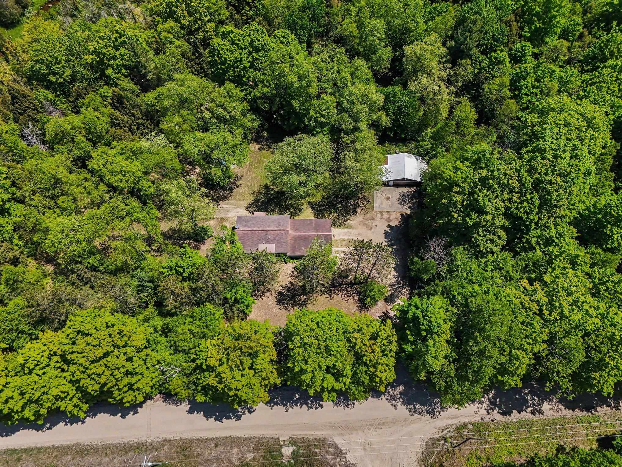 5218 Mitchell Road Central Lake, MI 49622 - Photo 30 of 34