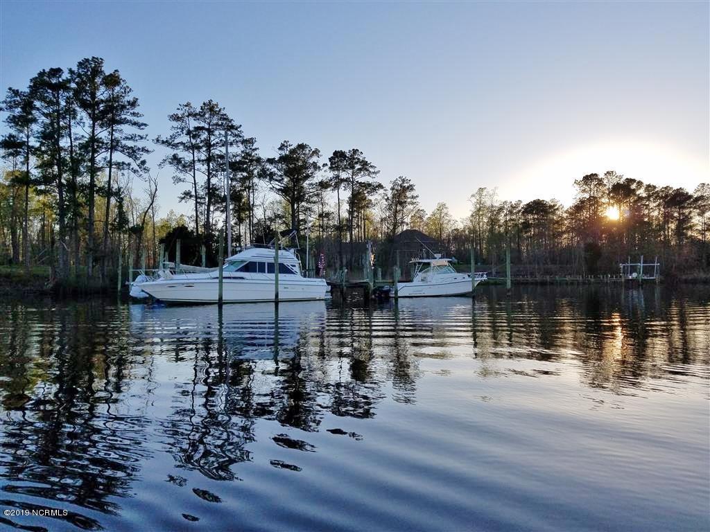 454 Baird Point Road Grantsboro, NC 28529 - Photo 4 of 31 Community Marina