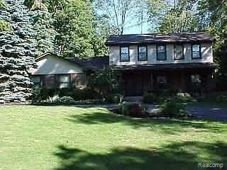 4852 Patrick Road West Bloomfield, MI 48322 - Photo 1 of 1 Property Photo