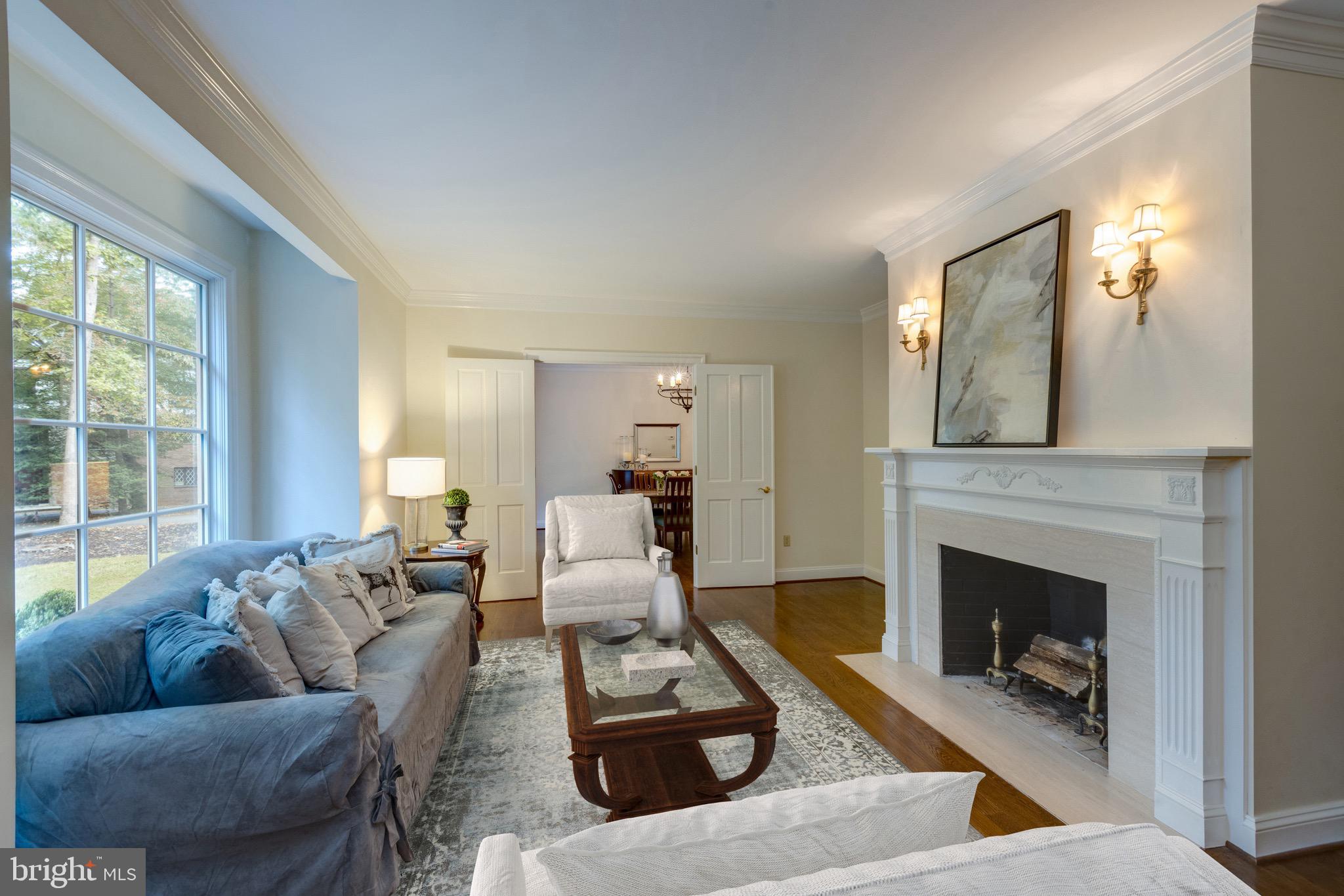 11108 Deville Estates Drive Oakton, VA 22124 - Photo 12 of 47 Virtually Staged Living Room