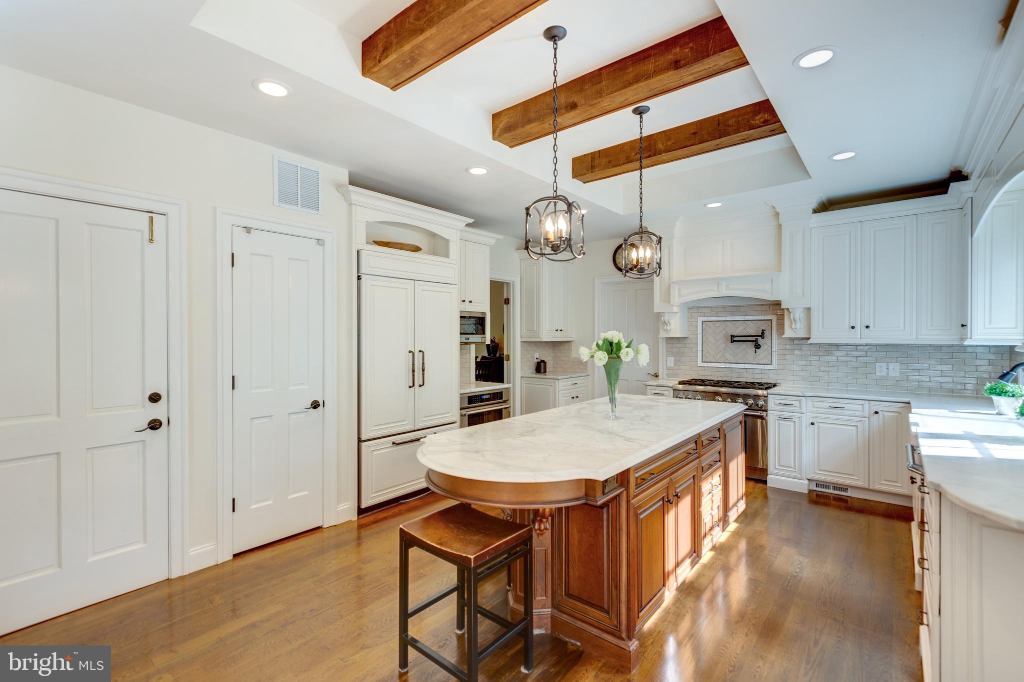 11108 Deville Estates Drive Oakton, VA 22124 - Photo 9 of 47 Kitchen