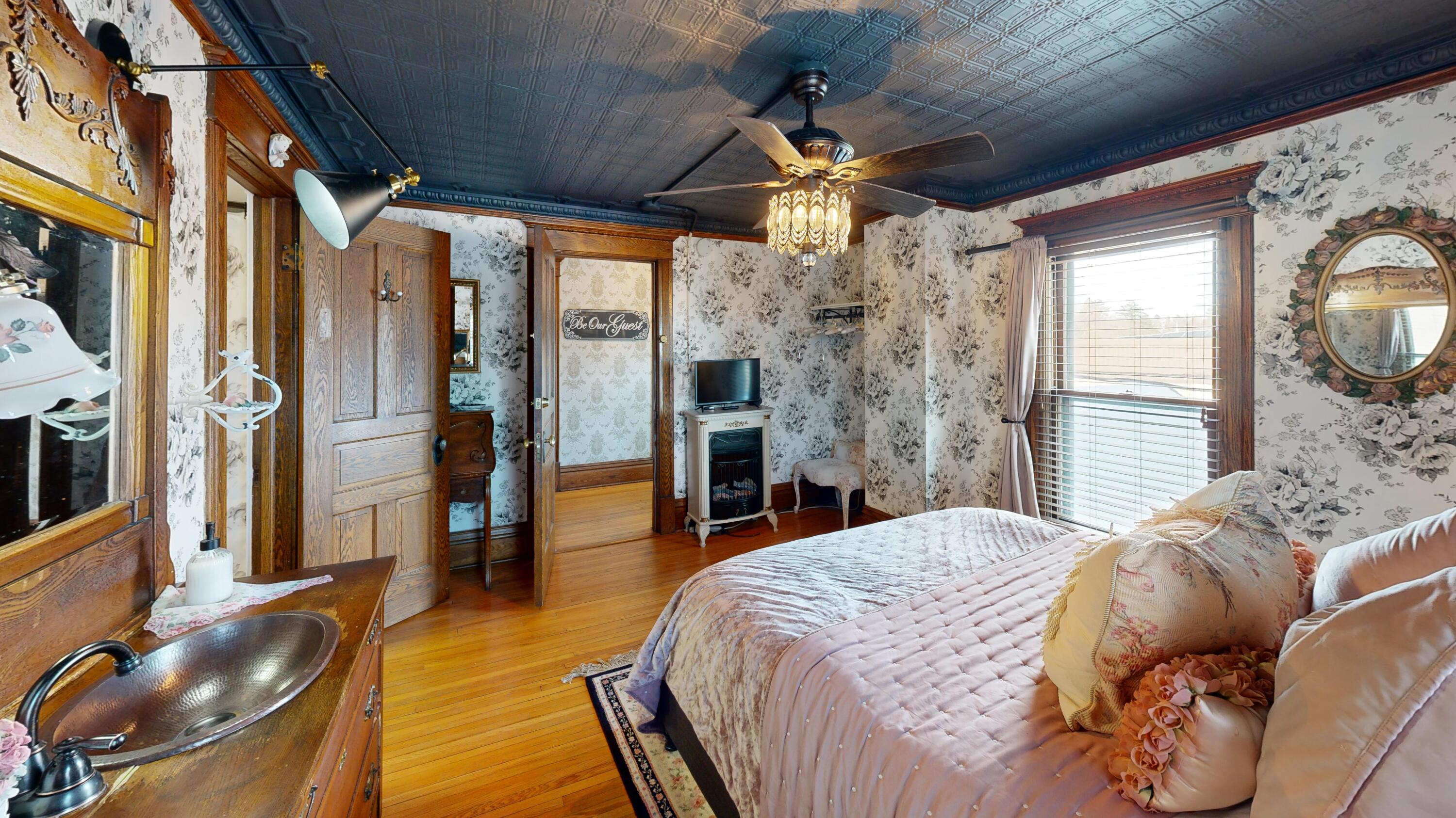 200 West State Street Westby, WI 54667 - Photo 91 of 109 Westby-House-Bedroom 7